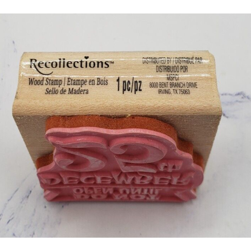 Do Not Open Until December 25th Recollections Block Script Mounted Rubber Stamp - Picture 2 of 7
